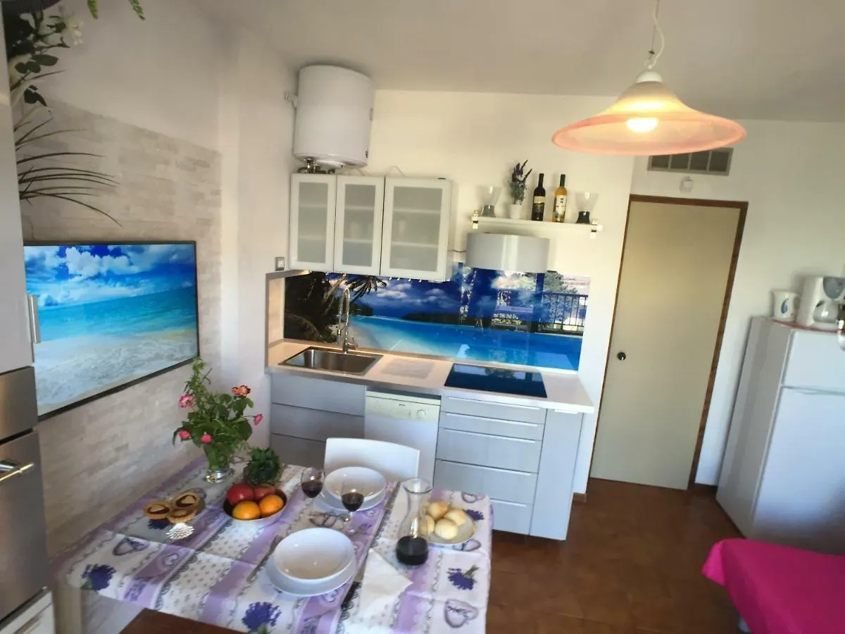 Residence Imperiale Sanremo 0*,